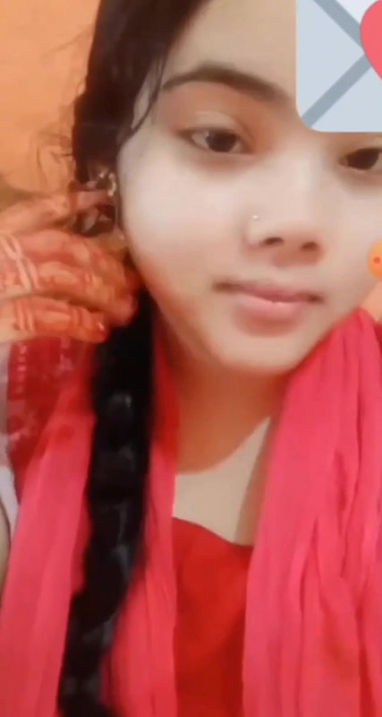 Cute Girl Showing Boobs Pussy 22