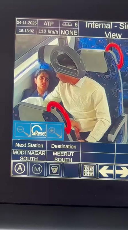 Viral Horny College Couple Bj And Fucking In Metro 22