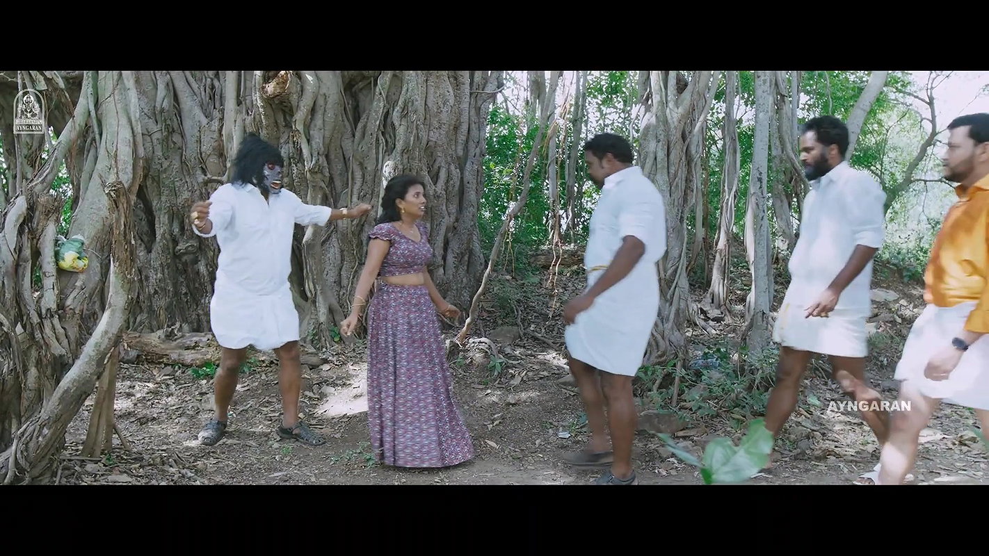Unk Hotty Enjoyed In Forest Palluless Romance Scenes – Sooriyanum Sooriyakanthiyum 22