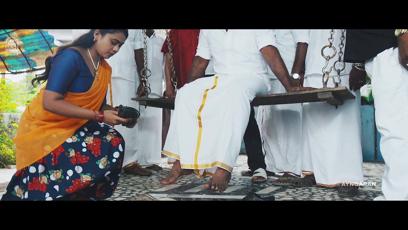 Rathi_Umayal_Wet_HalfSaree_Removed_Moody_Seduction_Scenes___Sooriyanum_Sooriyakanthiyum