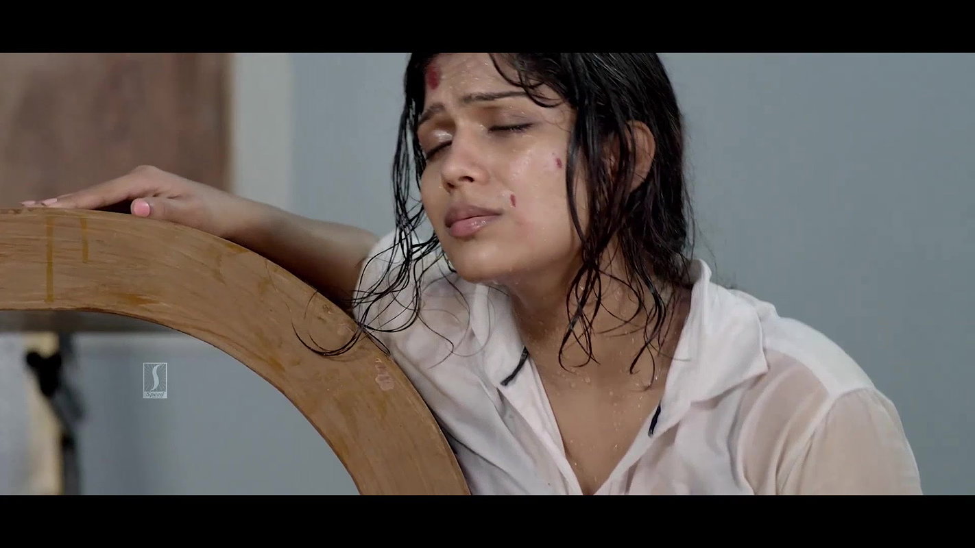 Swasika_Hot_Boob_Ass_Seduction_Scenes_Compilation_1_Prabha__2018_