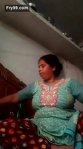 Horny Desi Bhabhi Showing Her Boobs and Wet Pussy