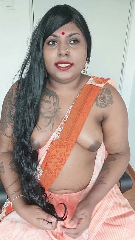 YEN AUNTY CORRECT PANNE MUDILE