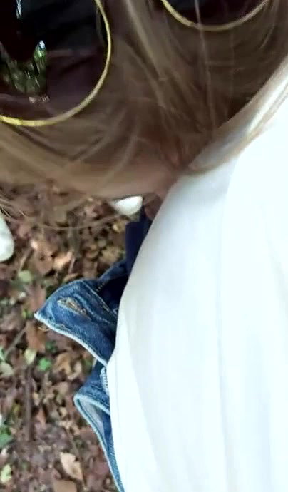 Amateur horny girl wet pussy home alone masturbating_181cd137