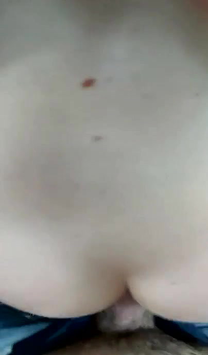 Amateur horny girl wet pussy home alone masturbating_181cd137