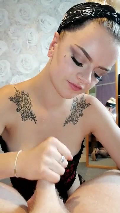 AOZ 308Z A Busty Girl On Her Way Home At Night_6a19c96a