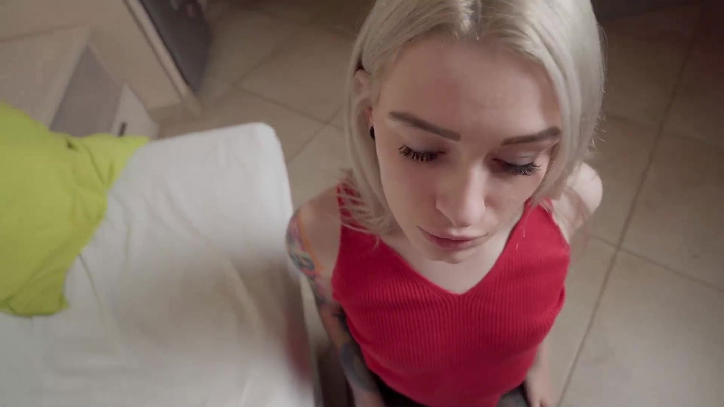 Arab granny and muslim father companion ally s daughter On my way home I keep observing_6e3e957a