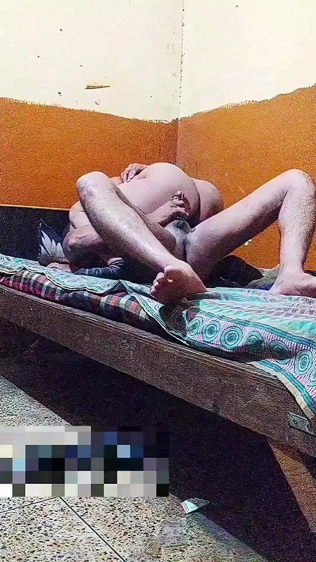 Big ass desi aunty