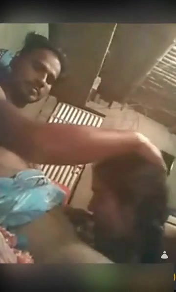 Desi Village Bhabhi Giving Blowjob