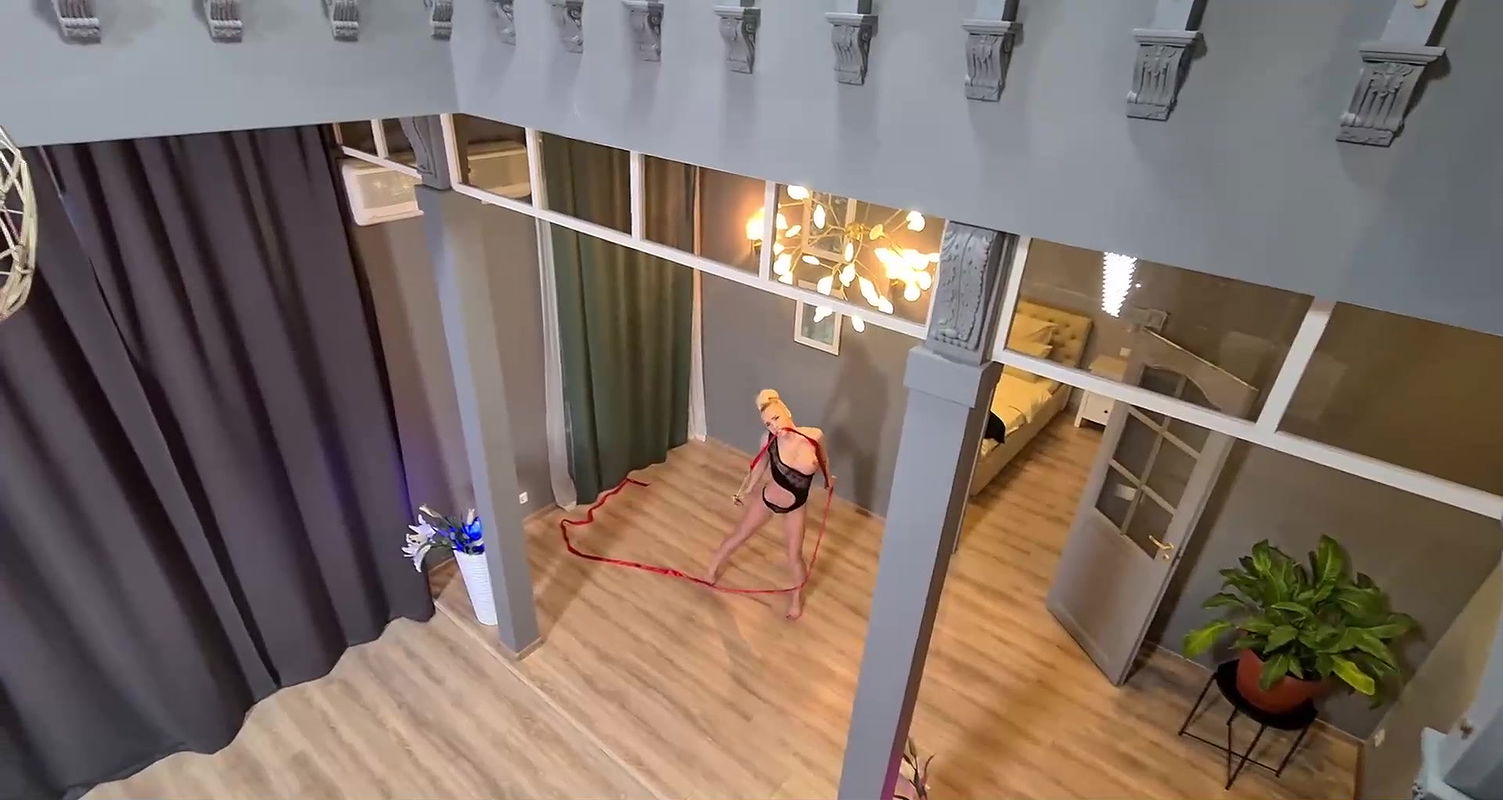 Black in my crack Black Male squatting in home gets our mummy officers squatting on his_887ec35a