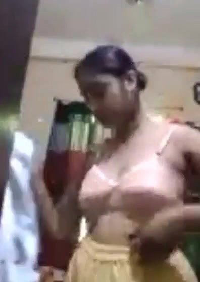 Big Boobs Bengali Girl Showing For Lover