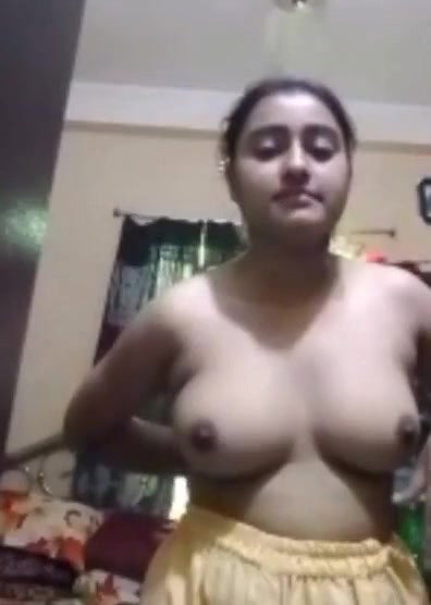 Big Boobs Bengali Girl Showing For Lover