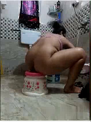 Indinlady Bathroom Live Stripchat Show Latest