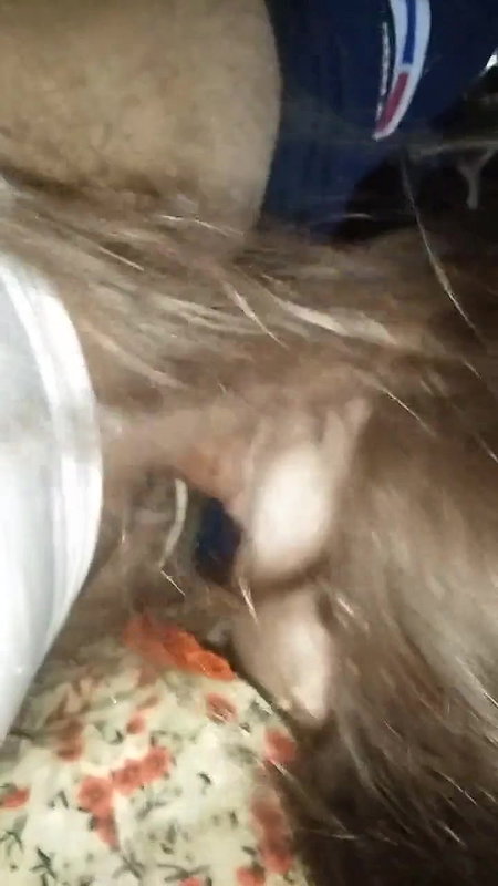 Pakistani Bhabhi Giving Blowjob
