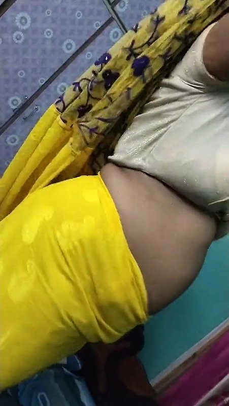 Desi village bhabi sexy body