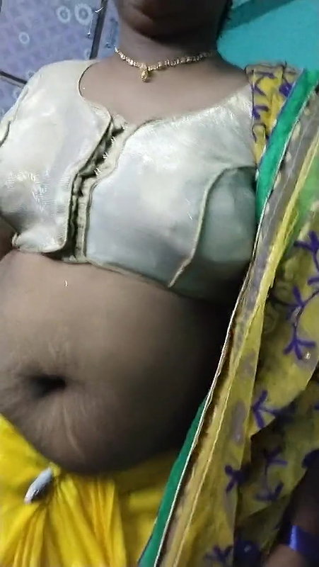 Desi village bhabi sexy body