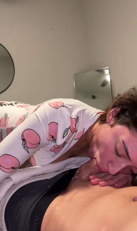 s fucking at home when parents are away_0e95d5d0