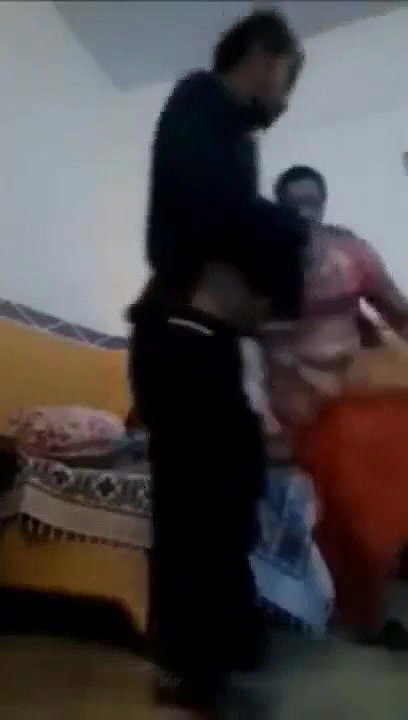 Paki Bhabhi fucking in Doggy