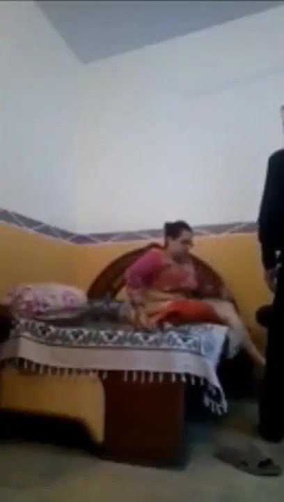 Paki Bhabhi fucking in Doggy