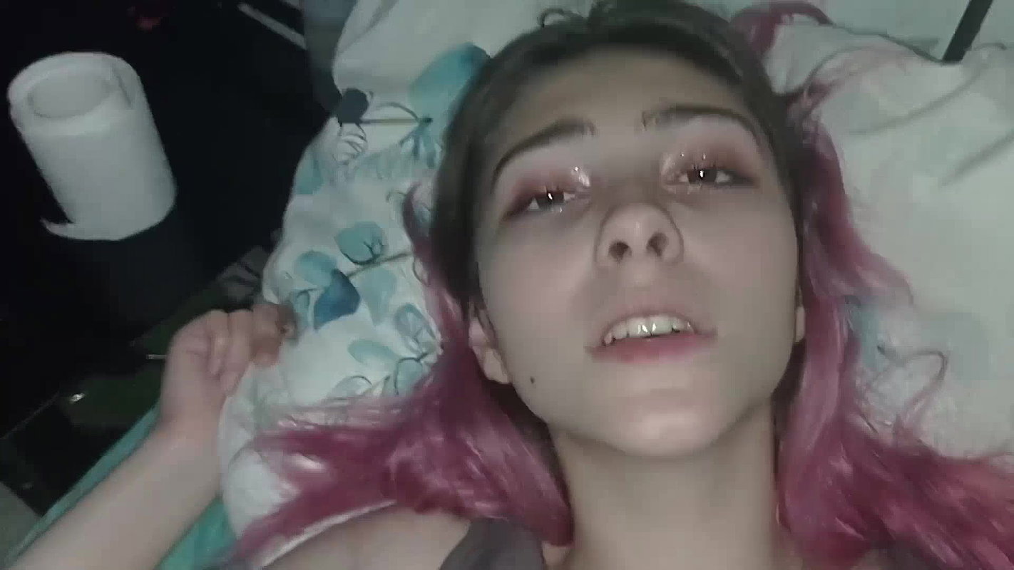 Slutty Chloe brought her classmate at home to taste his cock_b2b8d33e