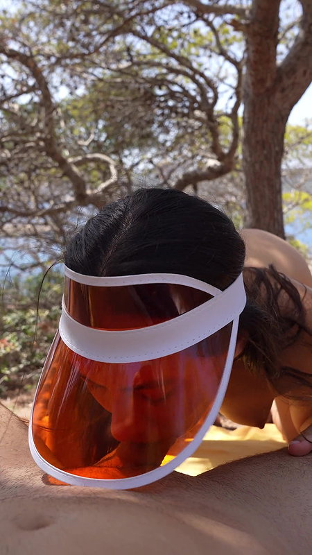 Stepdaughter sucks and fucks stepdad before mom arrives home Jessi Q_e18e47b3