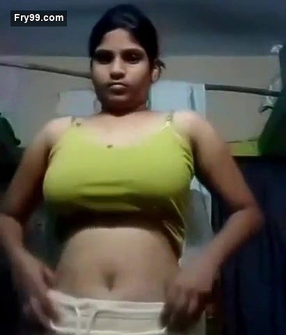 BIGBOOBS DESI BHABHI CHANGING CLOTH