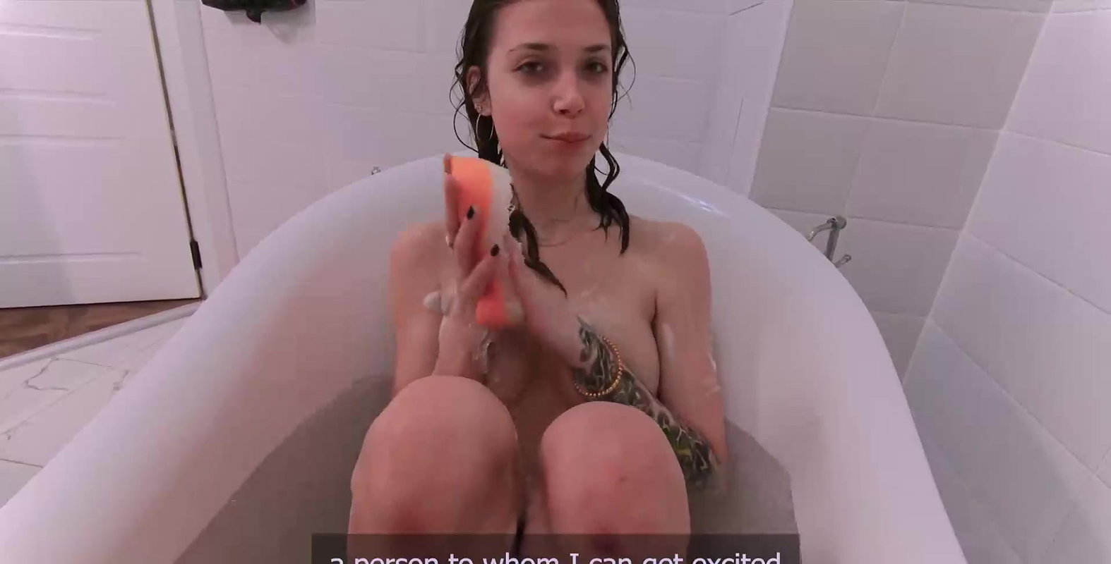 The Elderly Home Helper That Cant Say No To A Creampie_5f872b0e