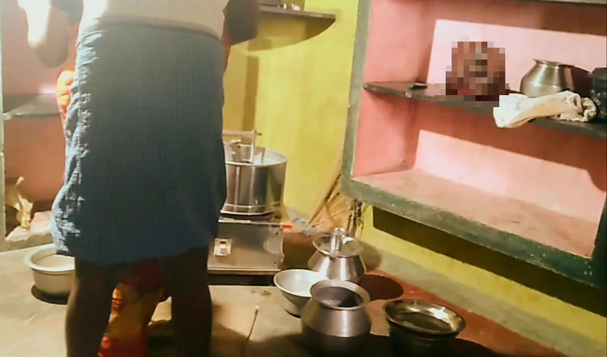 Desi – a Husband Who Has Sex While His Wife Is Doing Housework