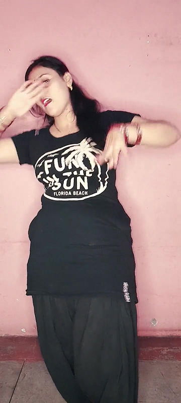 Desi Bhabhi Nude Dance