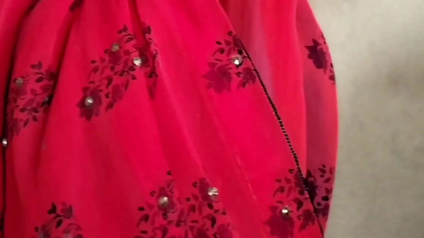 Indian Desi Village Bhabhi Outdoor Hard Sex Hindi Audio Pissing