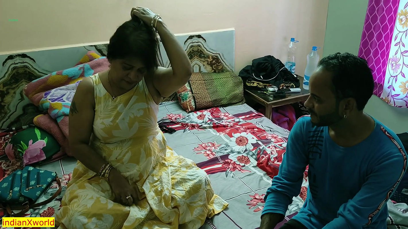 Indian Tourist Bhabhi One Time Sex Fantasy! Hot Sex