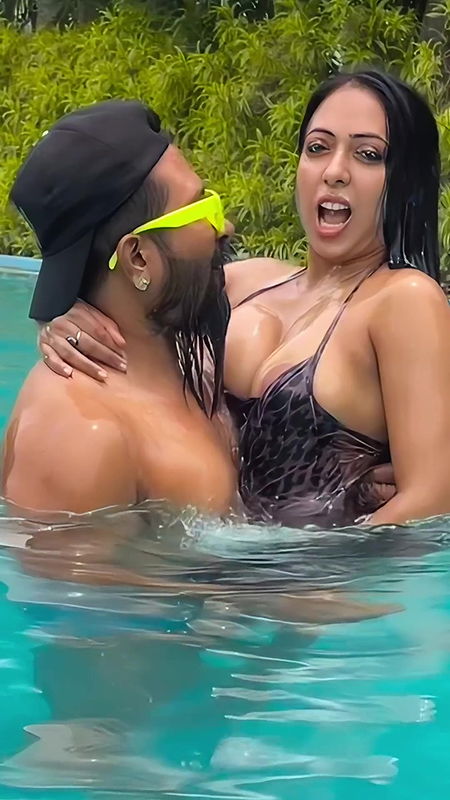 Jus Milking My Actresss