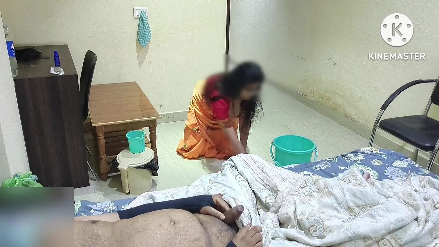 Kaamwali Bai K Sath Sex and Blowjob Sex Mms Hindi Homemade