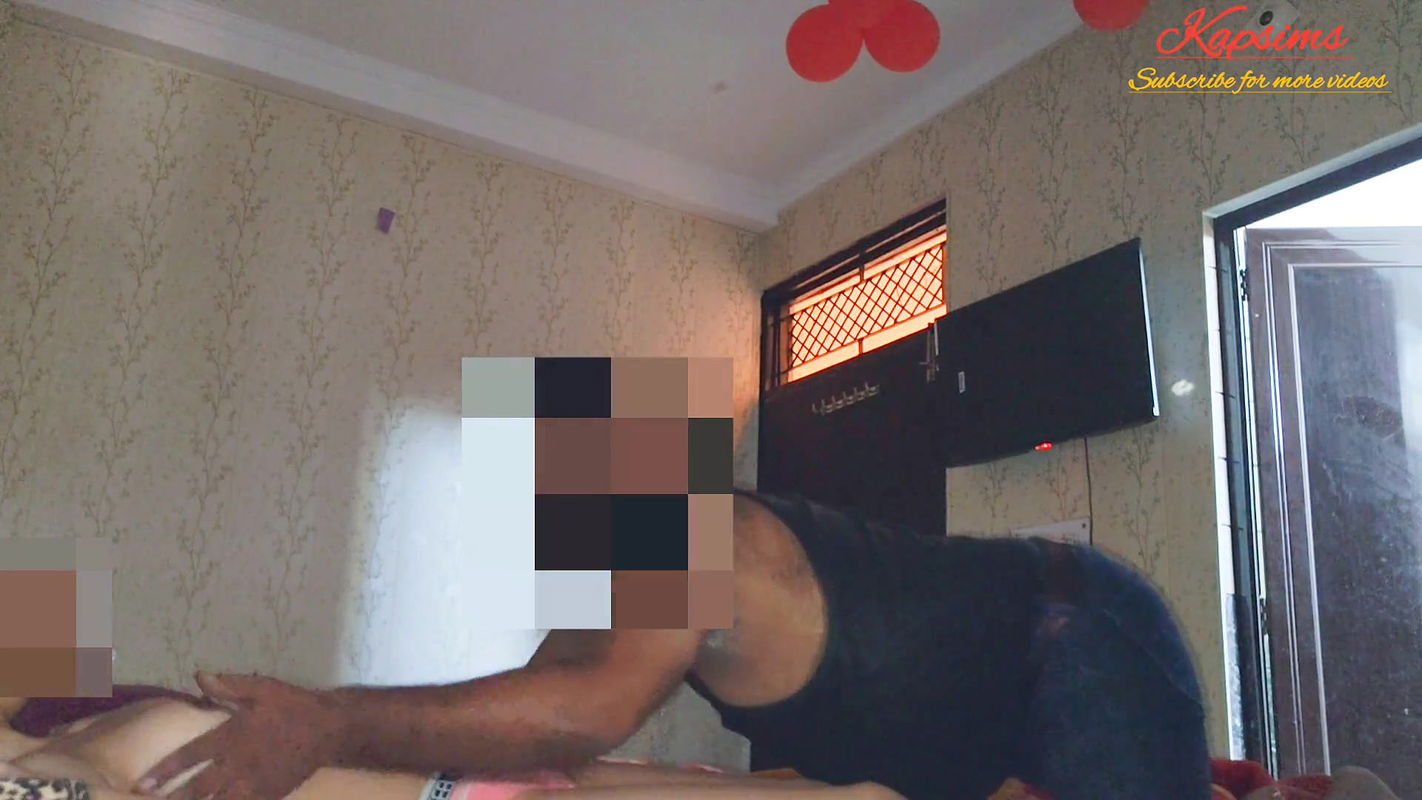 Kalpna Bhabhi Fuck in Hotel Again with Friend Hindi Audio