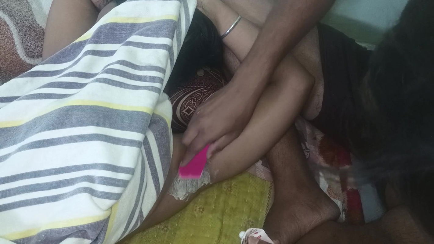 Tatya Remove Hair of Kavita Vahini Pussy