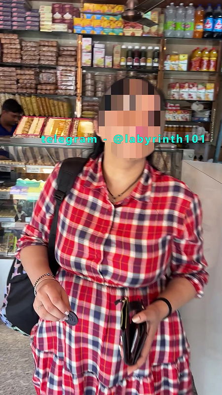 CUTE INDIAN PHAT ASS GIRL UPSKIRT 22