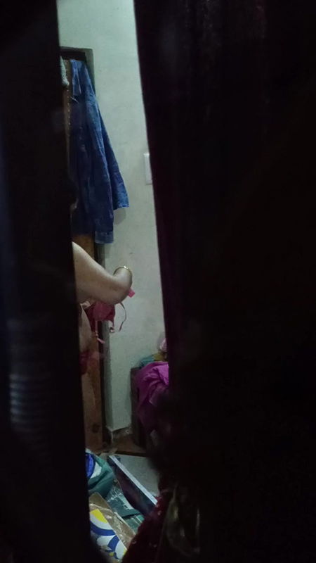 BigAss Lady Changing 2 Clips 22