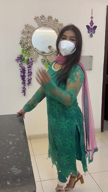 Indian hot model karandeep kaur stripping and teasing in bra and panty hot 22