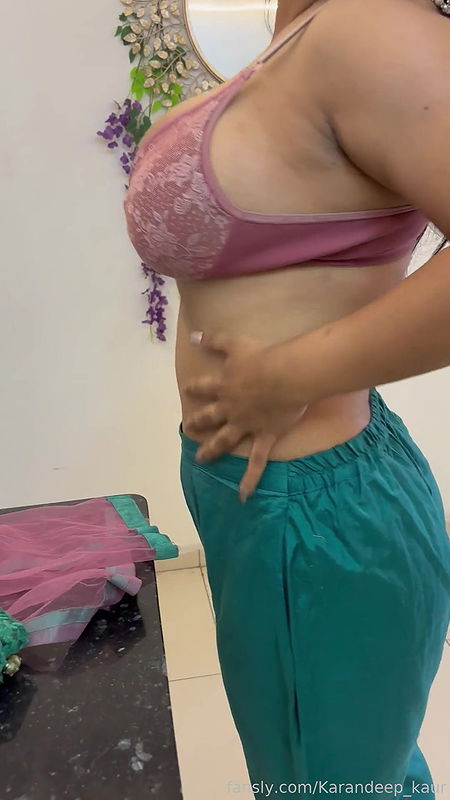 Indian hot model karandeep kaur stripping and teasing in bra and panty hot 22