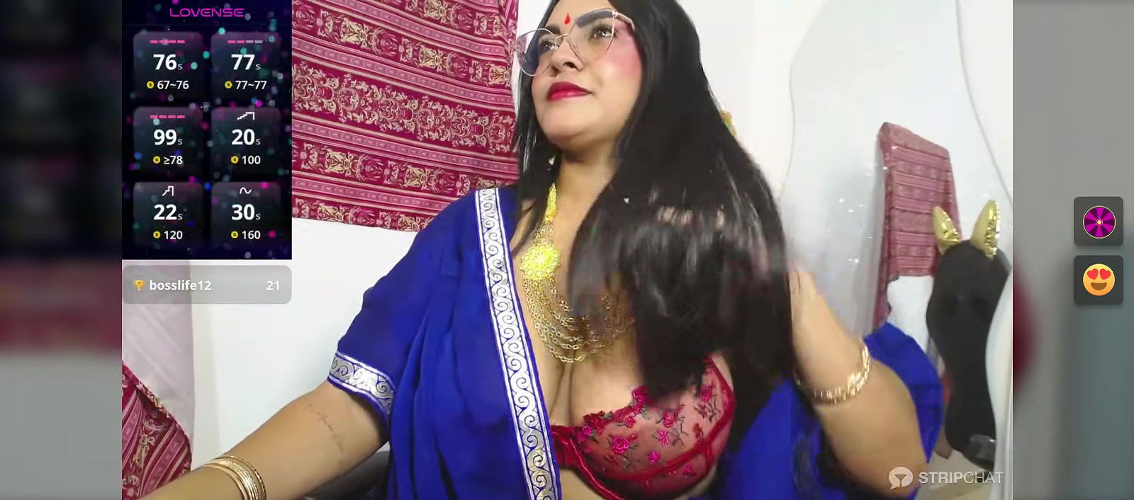 Hot bengali girl show her hot cleavage 22