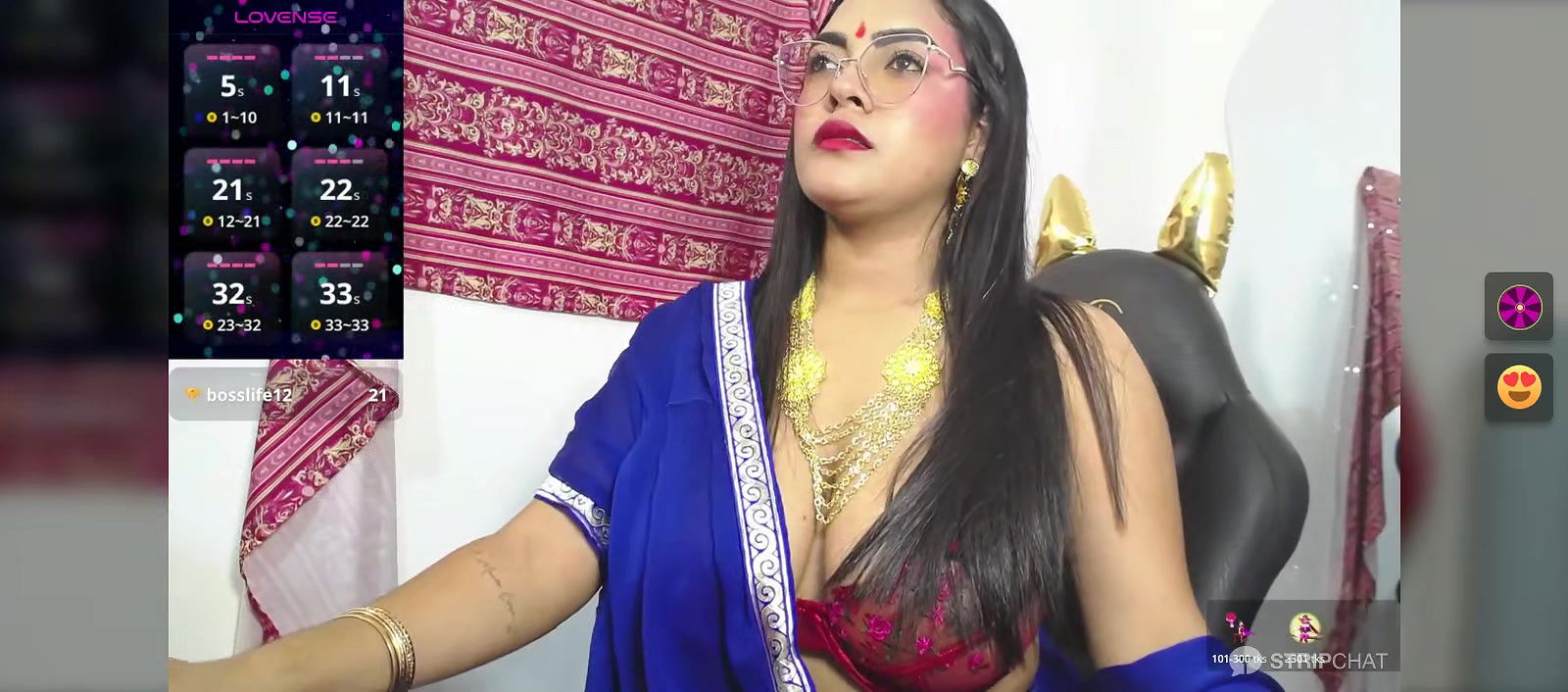 Hot bengali girl show her hot cleavage 22