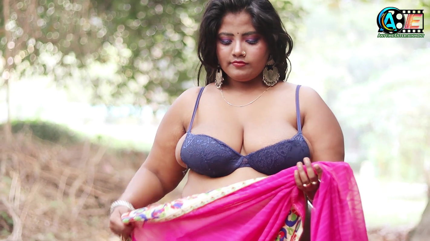 Horny booby nisha huge cleavage hot navel show photoshoot 22