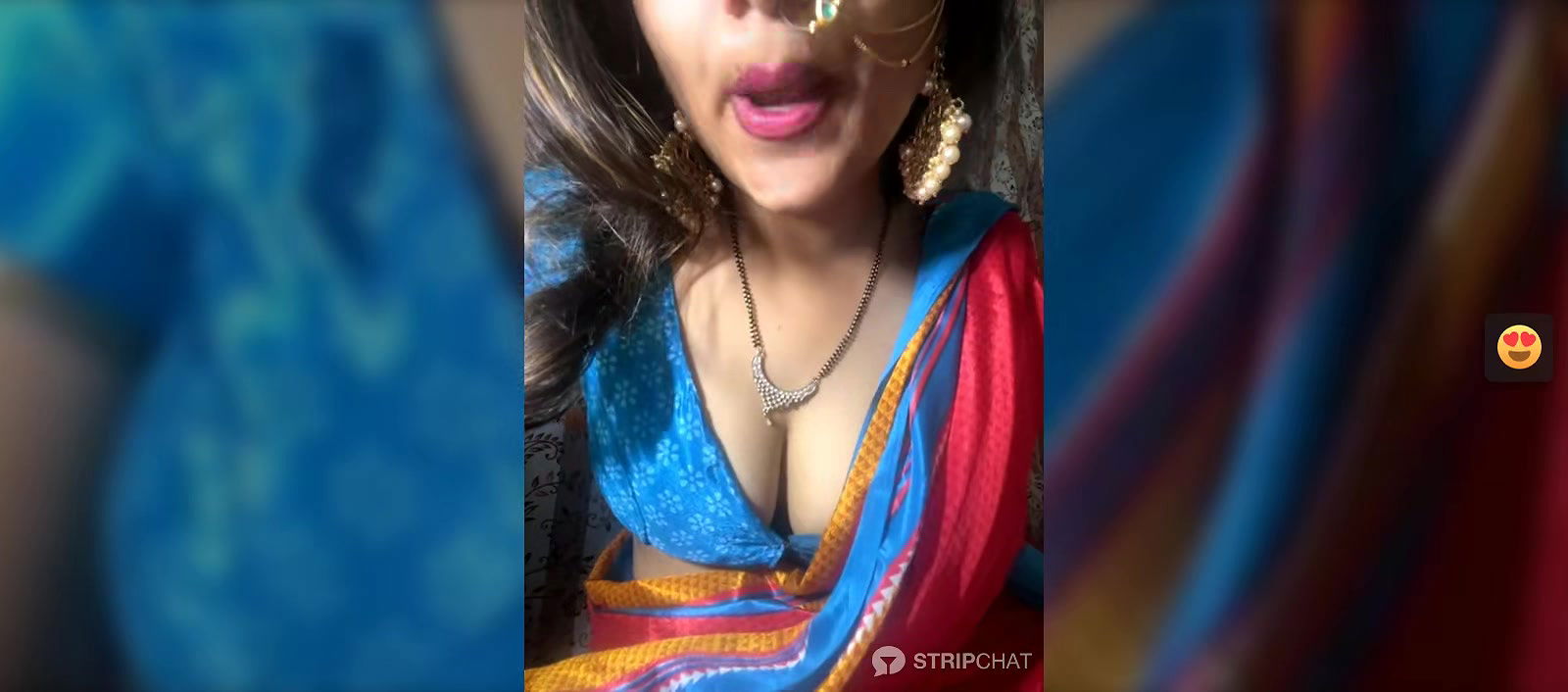 Beautiful Bhabhi in Saree Pressing her boobs2