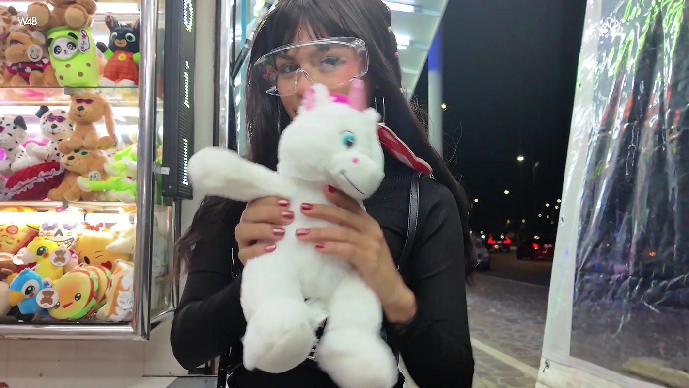 Watch 4 Beauty with Lilith Baph in Nighttime Fun