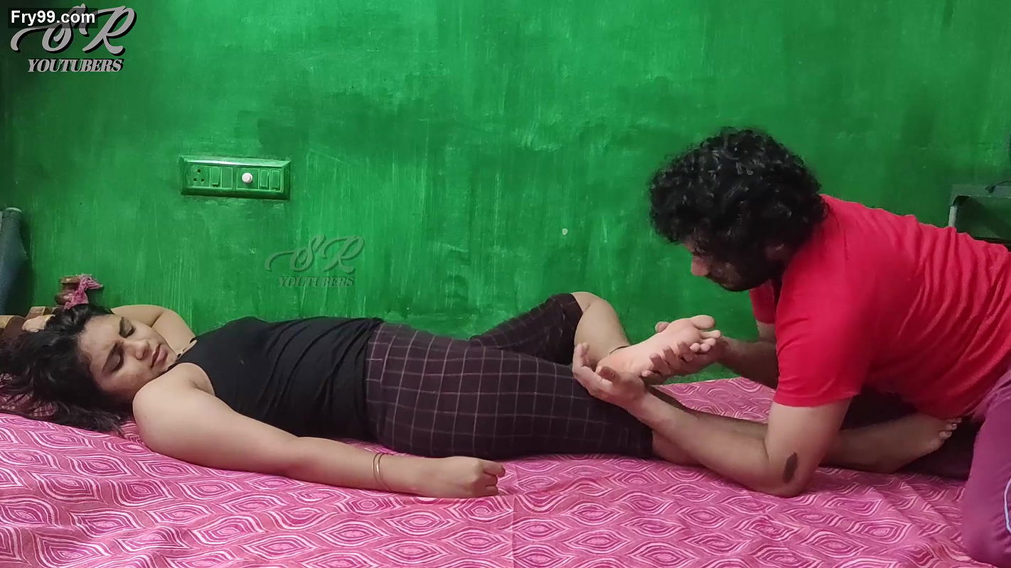 Hot Girl Feet Romance