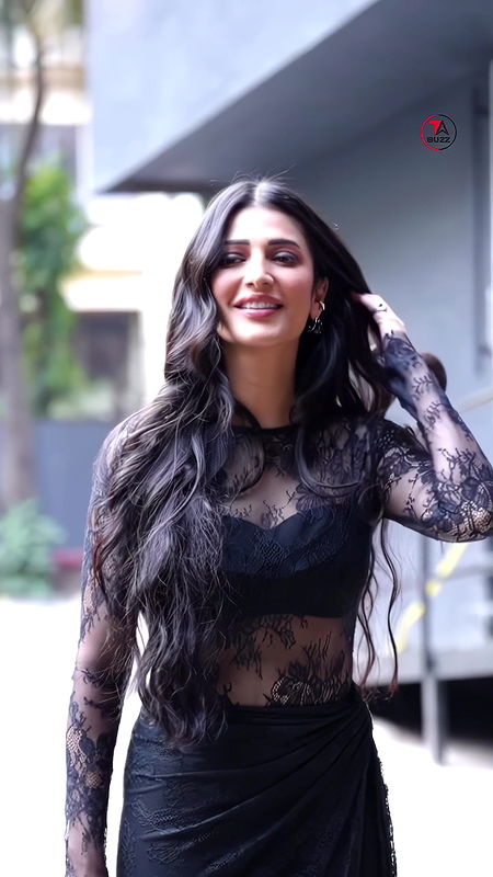 SHRUTI HASSAN GLAM AND SEXY GODDESS TOO DESIRABLE LOOKS HQ 22