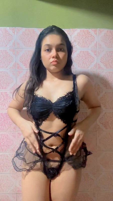 Beautiful Sexy Hot Girlfriend Stripping And Showing Nude 5 Clips 26