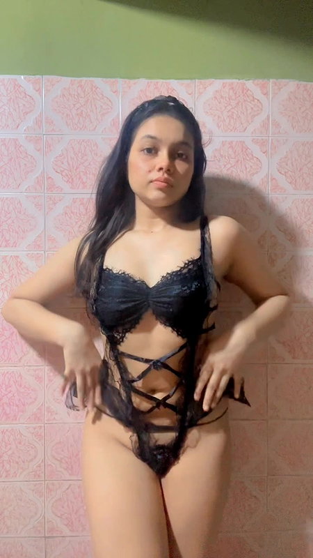 Beautiful Sexy Hot Girlfriend Stripping And Showing Nude 5 Clips 26