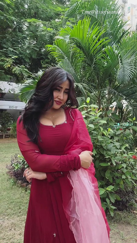 NAUGHTY INSTA TEMPTRESS SOFIA ANSARI CAPTIVATING LOOK UUFFF HQ 22