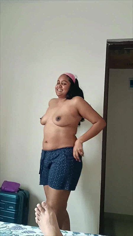 INDIAN BHABHI SNEHA UNDRESSNG FOR FUCK 22